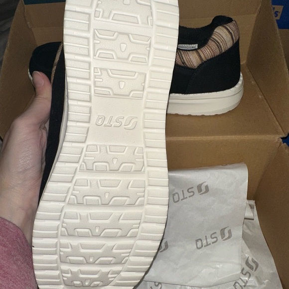 Casual Black and Tan Women's Loafers from STQ Sz 9 NEW - Picture 3 of 6